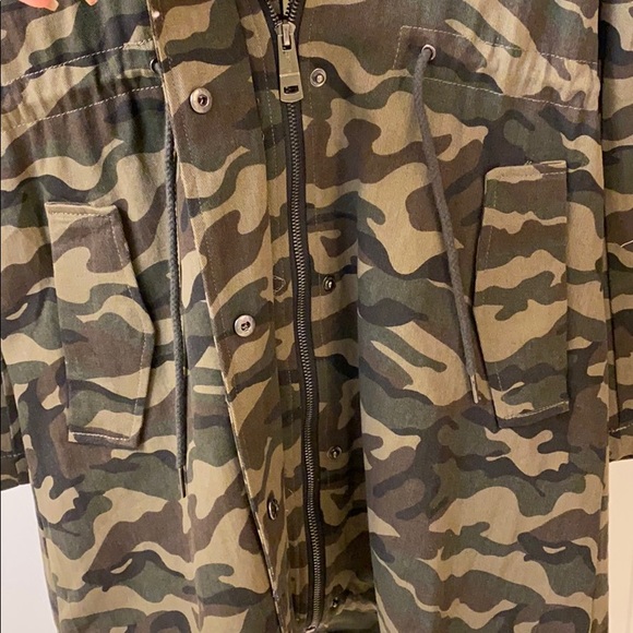 Jayloucy Camo Coat - Picture 3 of 8